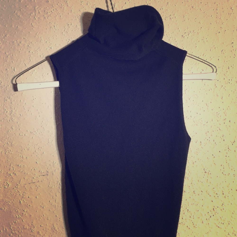 Black turtle neck tank top